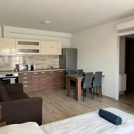 Hatvan Apartment