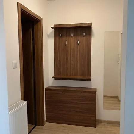 Hatvan Apartment *