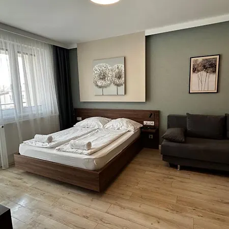 Hatvan Apartament *